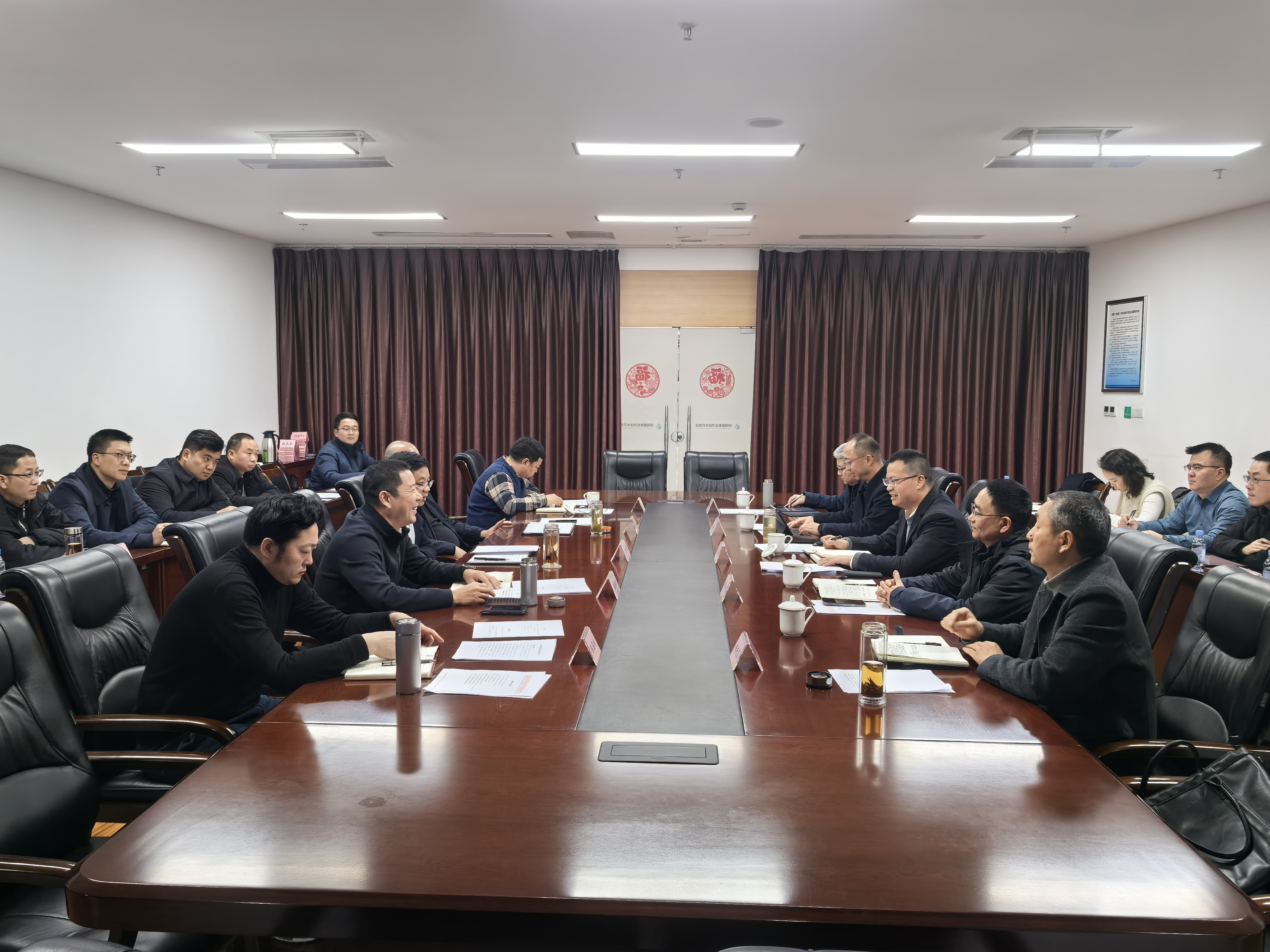 【攜手并進(jìn)，共創(chuàng)未來(lái)】德陽(yáng)發(fā)展集團(tuán)拜訪德陽(yáng)經(jīng)開區(qū)共商深度合作與發(fā)展